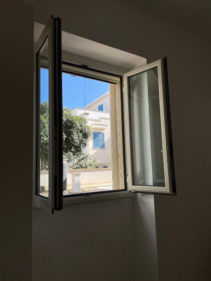 Villa Ticia A 100 Metri Dalla Spiaggia Con Parcheggio Privato Lido Marini Esterno foto