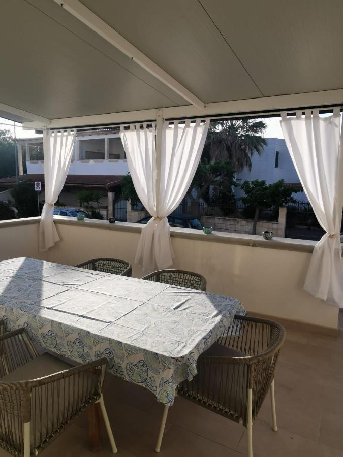 Villa Ticia A 100 Metri Dalla Spiaggia Con Parcheggio Privato Lido Marini Esterno foto