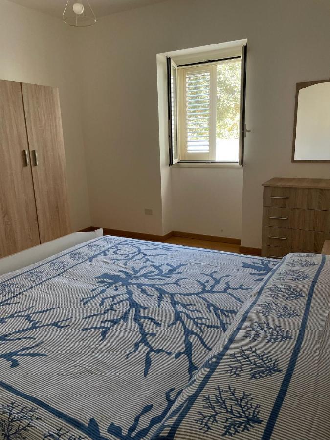 Villa Ticia A 100 Metri Dalla Spiaggia Con Parcheggio Privato Lido Marini Esterno foto